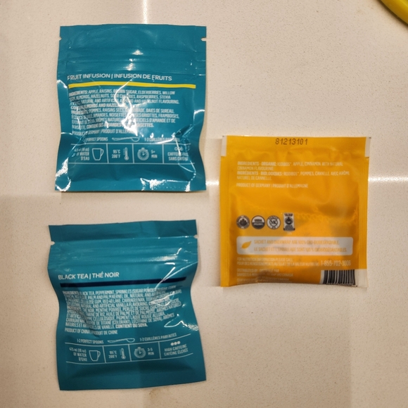 David's Tea Maple Syrup Oolong Santa's Secret Caramel Shortbread Cinnamon - Picture 2 of 2